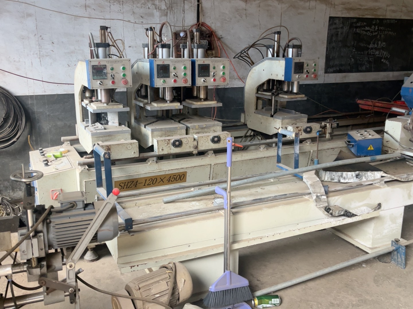 二手塑鋼門窗市場現狀與加工需求分析